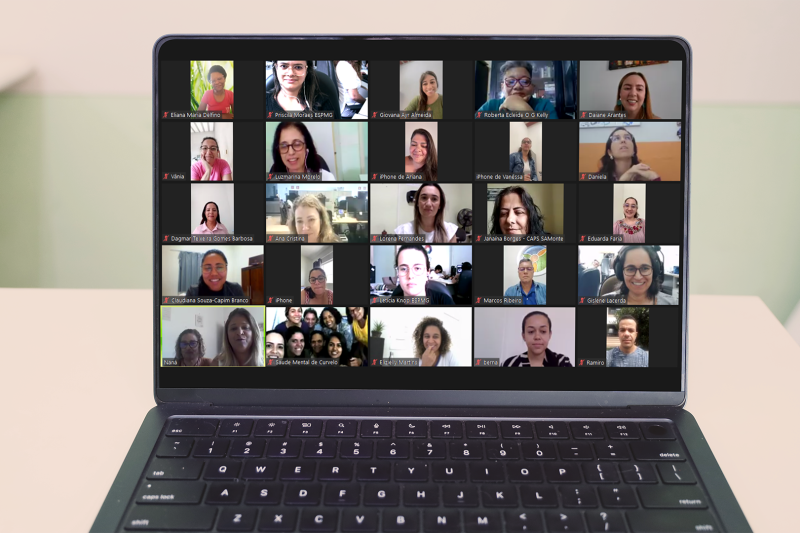 Print de tela com os discentes de uma das Oficinas.