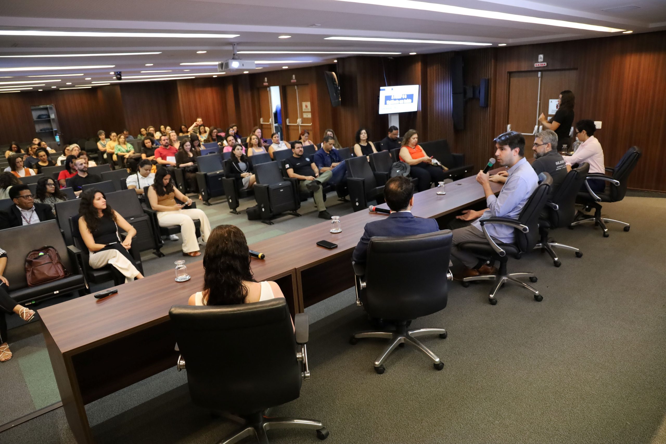 Seminário da ESP-MG debateu saúde prisional, desafios da PNAISP e vigilância em saúde